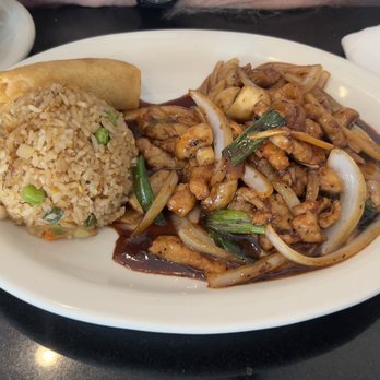 Little Beijing Restaurant - Mongolian Chicken - Chinese Near Me - Elgin, Texas