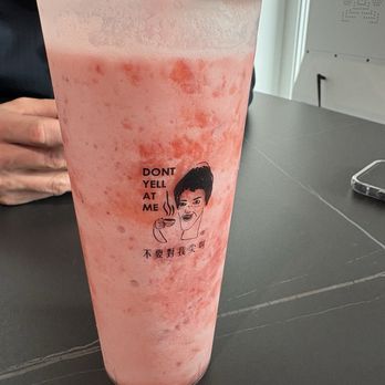 Don’t Yell At Me - Strawberry smoothie with cheese foam - Bubble Tea Near Me - Seattle, Washington
