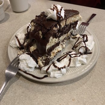 Golden Corner - American Near Me - Bound Brook, New Jersey