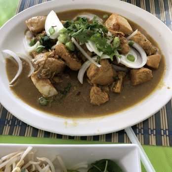 Oasis vietnamese restaurant - Curry Chicken. - Vietnamese Near Me - Lake George, New York Oasis vietnamese restaurant - Curry Chicken. - Vietnamese Near Me - Lake George, New York