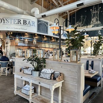 Lure Fish House - Entrance - Seafood Near Me - Porter Ranch, California