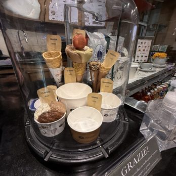 Amorino - Come options - Ice Cream & Frozen Yogurt Near Me - Cancún, ROO