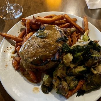 Salt Creek Grille - New American Near Me - Princeton, New Jersey