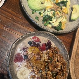 Overnight protein oats and Mediterranean eggs benedict Overnight protein oats and Mediterranean eggs benedict