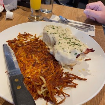 Broken Yolk Cafe - Biscuits and gravy with bacon and hash browns - Breakfast & Brunch Near Me - Santee, California