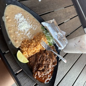 Taquero Mucho - Birria Plate, yum! - Mexican Near Me - Paramount, California Taquero Mucho - Birria Plate, yum! - Mexican Near Me - Paramount, California