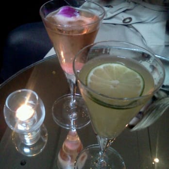 Pops for Champagne - Classy joint for some classy (and strong) drinks - Wine Bars Near Me - Chicago, Illinois Pops for Champagne - Classy joint for some classy (and strong) drinks - Wine Bars Near Me - Chicago, Illinois