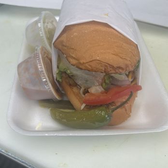 Las Pilas Tacos - Torta de carne asada - Food Trucks Near Me