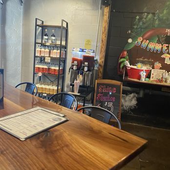 Smokin’ Tails Distillery - Distilleries Near Me - Phelps, New York