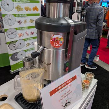 RC Show - Industrial juicer and smoothie maker - Local Flavor Near Me - Mississauga, Ontario