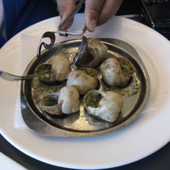 Carmine Café - Escargots - Pizza Near Me - Paris, 75
