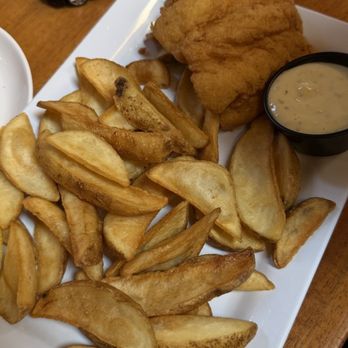 Captain Parker's Pub - Kids Fish and Chips - Pubs Near Me - West Yarmouth, Massachusetts Captain Parker's Pub - Kids Fish and Chips - Pubs Near Me - West Yarmouth, Massachusetts