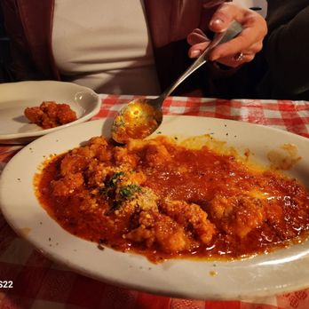 Belmont Tavern - Shrimp beeps - Italian Near Me - Belleville, New Jersey Belmont Tavern - Shrimp beeps - Italian Near Me - Belleville, New Jersey