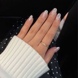 Ketty Nail & Spa - Chrome, round, acrylic.
