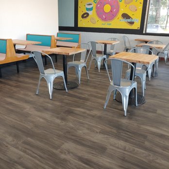 Daily Donuts - Dining Room - Bubble Tea Near Me - Orange Park, Florida