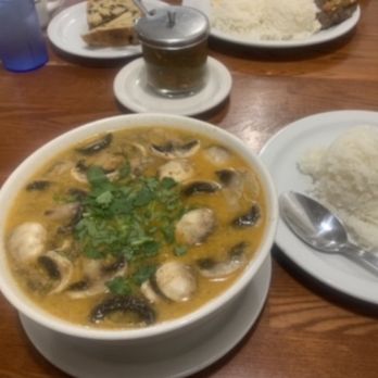 Armon's Restaurant - Tom Yum - Breakfast & Brunch Near Me - Los Angeles, California Armon's Restaurant - Tom Yum - Breakfast & Brunch Near Me - Los Angeles, California