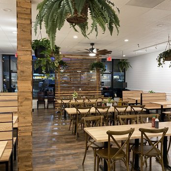Pho&Mi - Beautiful interior - Vietnamese Near Me - Puyallup, Washington Pho&Mi - Beautiful interior - Vietnamese Near Me - Puyallup, Washington