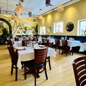 Piyola - Interior of restaurant - Uzbek Near Me - Mt. Lebanon, Pennsylvania Piyola - Interior of restaurant - Uzbek Near Me - Mt. Lebanon, Pennsylvania