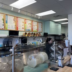 Tropical Smoothie Cafe - Order counter
