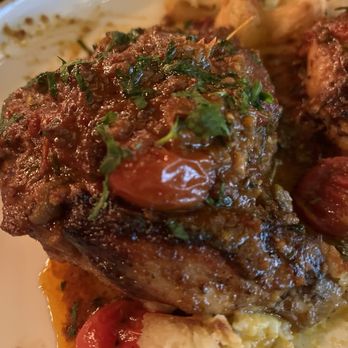 Via Cannuccia - Chicken cacciatore with mashed potatoes - Breakfast & Brunch Near Me - Boston, Massachusetts Via Cannuccia - Chicken cacciatore with mashed potatoes - Breakfast & Brunch Near Me - Boston, Massachusetts