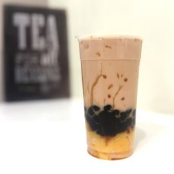 MuchTEA18 - Rose milk tea with boba and pudding
