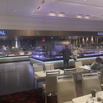 Palace Buffet - Dining area - Buffets Near Me - Biloxi, Mississippi
