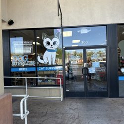Dog Supplies Outlet