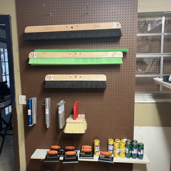 Tray Rents It - Concrete finishing tools - Machine & Tool Rental Near Me - Pace, Florida