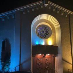 Bay Shore Church Prays for Ukrainian People