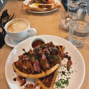 Hometown Diner - Chicken and Waffles - Breakfast & Brunch Near Me - Saskatoon, Saskatchewan