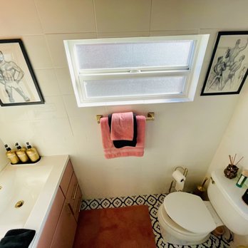 Enjoy Cleaning SF - Guest bathroom - Home Cleaning Near Me - Concord, California Enjoy Cleaning SF - Guest bathroom - Home Cleaning Near Me - Concord, California
