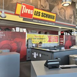 Les Schwab Tire Center