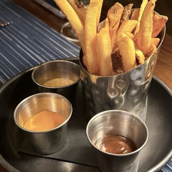 Hard Rock Casino Tejon - Complimentary fries - Casinos Near Me - Mettler, California Hard Rock Casino Tejon - Complimentary fries - Casinos Near Me - Mettler, California