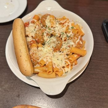 Oliveto Italian Bistro - Italian Near Me - Moore, Oklahoma Oliveto Italian Bistro - Italian Near Me - Moore, Oklahoma
