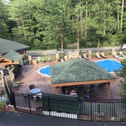 Adirondack Diamond Point Lodge - Nice pool area with bbqs
