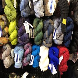 Nanette’s Knits And Gifts