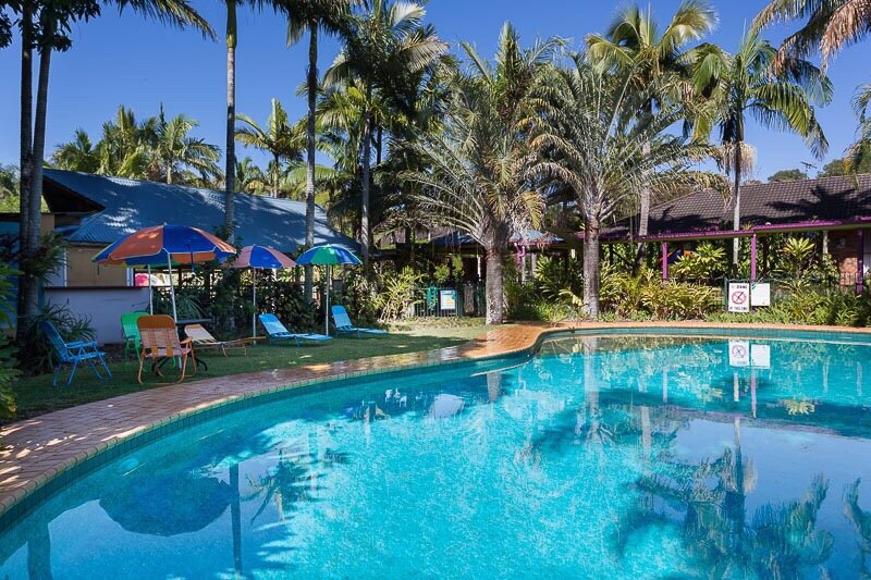 BAREFOOT BAR AND POOLSIDE CAFE Lot 1 Victoria Pde North, Coochiemudlo