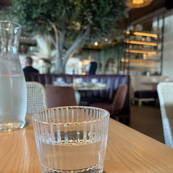 Del Mar Columbus - Great water glasses - Mediterranean Near Me - Columbus, Ohio