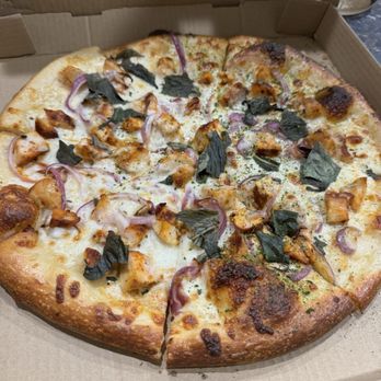 Angry Italian - Large Chicken Alfredo Pizza - Italian Near Me - Yuma, Arizona