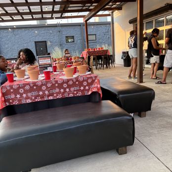 Kindred Spirits - Patio area - Southern Near Me - Oklahoma City, Oklahoma Kindred Spirits - Patio area - Southern Near Me - Oklahoma City, Oklahoma