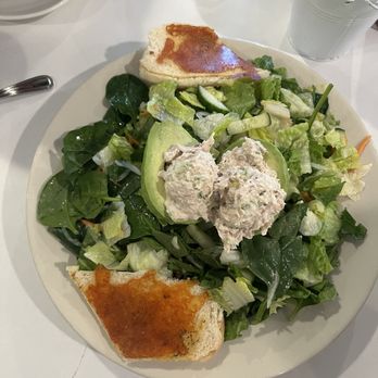 Recipes - Stuffed avocado salad - Breakfast & Brunch Near Me - Troy, Michigan