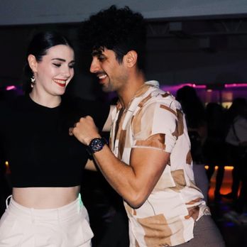 Dance Vancouver Studio , Salsa Lessons - Photo - Dance Studios Near Me - Vancouver, British Columbia Dance Vancouver Studio , Salsa Lessons - Photo - Dance Studios Near Me - Vancouver, British Columbia
