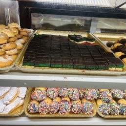 Rainbow Cookies Rainbow Cookies