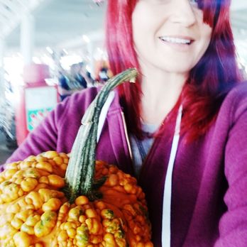 Strawberry Hill USA - Pumpkin picking - Farmers Market Near Me - Chesnee, South Carolina Strawberry Hill USA - Pumpkin picking - Farmers Market Near Me - Chesnee, South Carolina