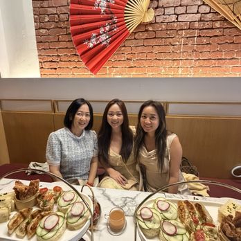 Tea Modern Chinese - Tea Rooms Near Me - Orange, California