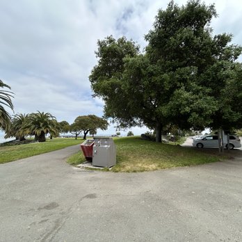 McNears Beach - paved walkways along the beach (which is rocky!!! but it has a lot of shells), many trashcans, clean, lots of pretty trees and flowers - Beaches Near Me - San Rafael, California