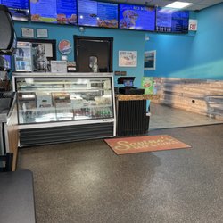 Savino's Beef & Gyros - Inside