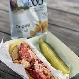 Hawaiian Lobster Roll