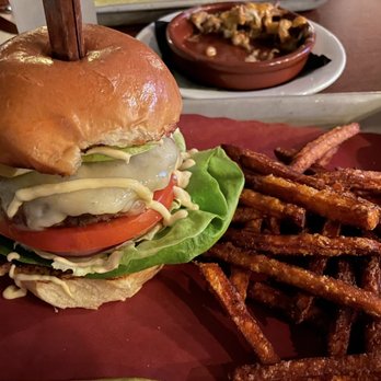American Beauty Bistro - New American Near Me - Massapequa, New York