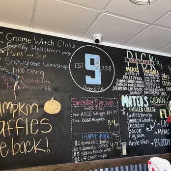 9er's Diner & Pub - Entrance - Breakfast & Brunch Near Me - Brunswick, Ohio